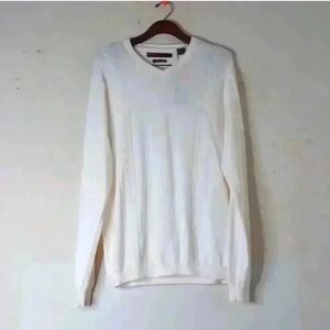 PerryElis Men's Sweater NWT